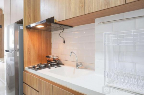 Minimalist and Comfort Stay Studio Room at Signature Park Grande Apartment By Travelio